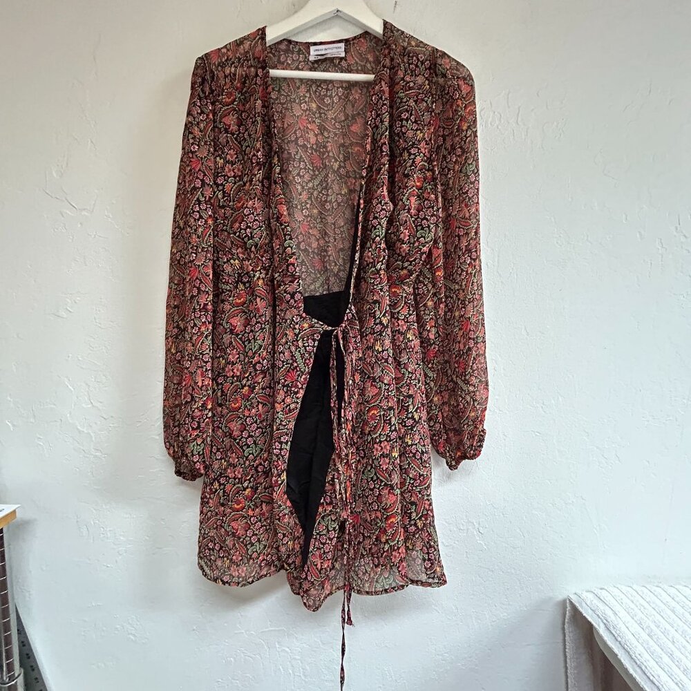 Urban Outfitters Womens Black Paisley/Floral Print Chiffon Wrap Dress Medium